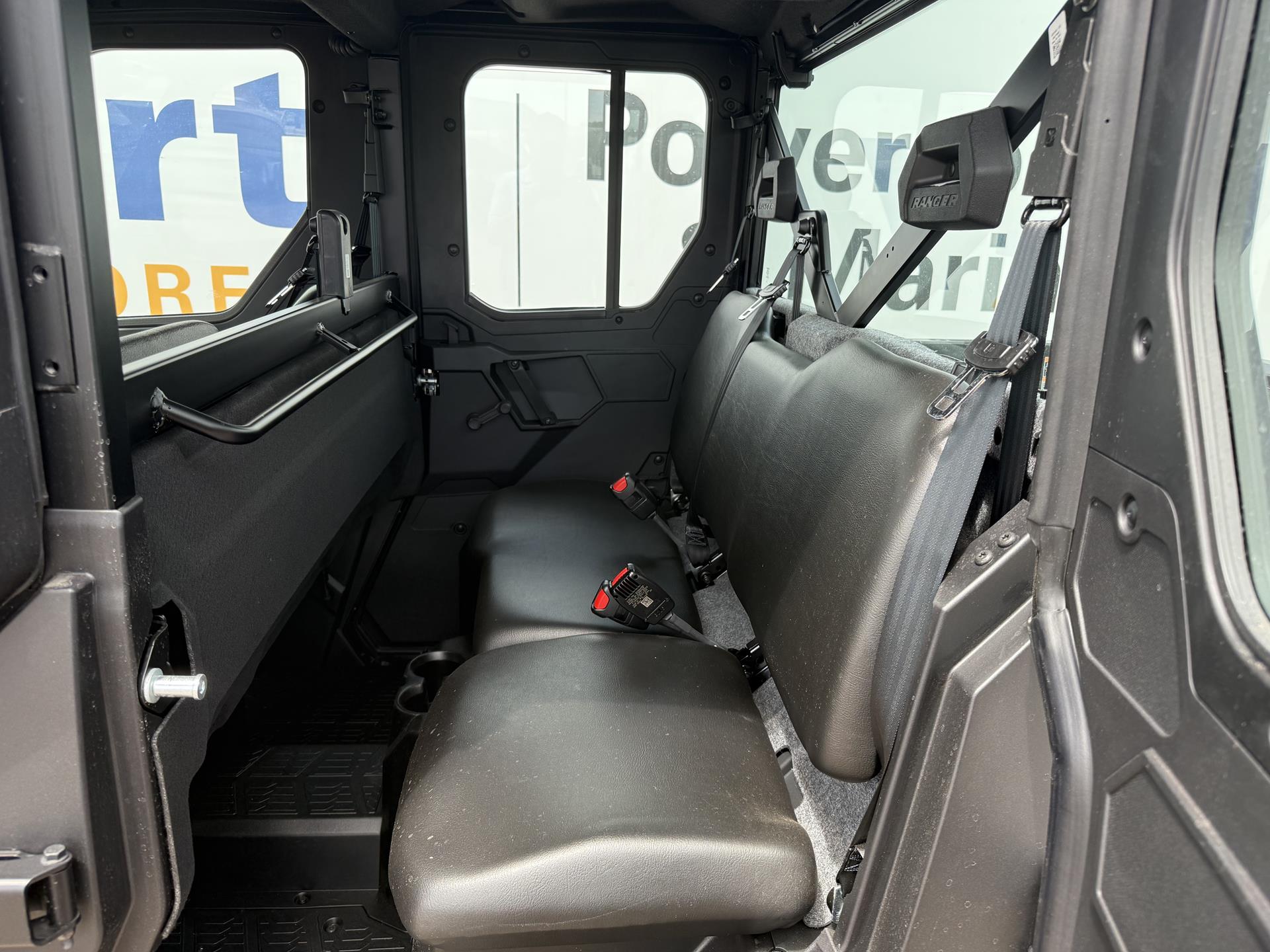 2027 Polaris Ranger Crew XP 1000 Cab 7