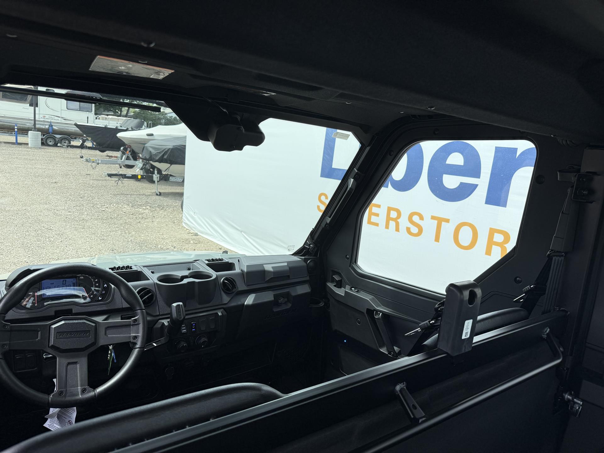 2027 Polaris Ranger Crew XP 1000 Cab 9