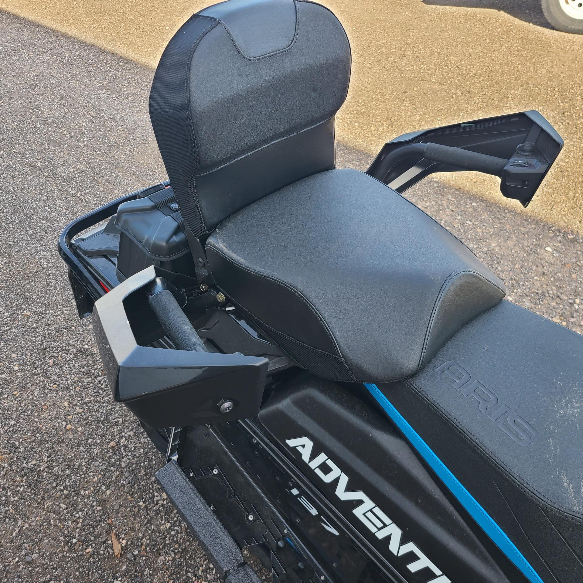 2024 Polaris 650 Indy Adventure 137 ES 8