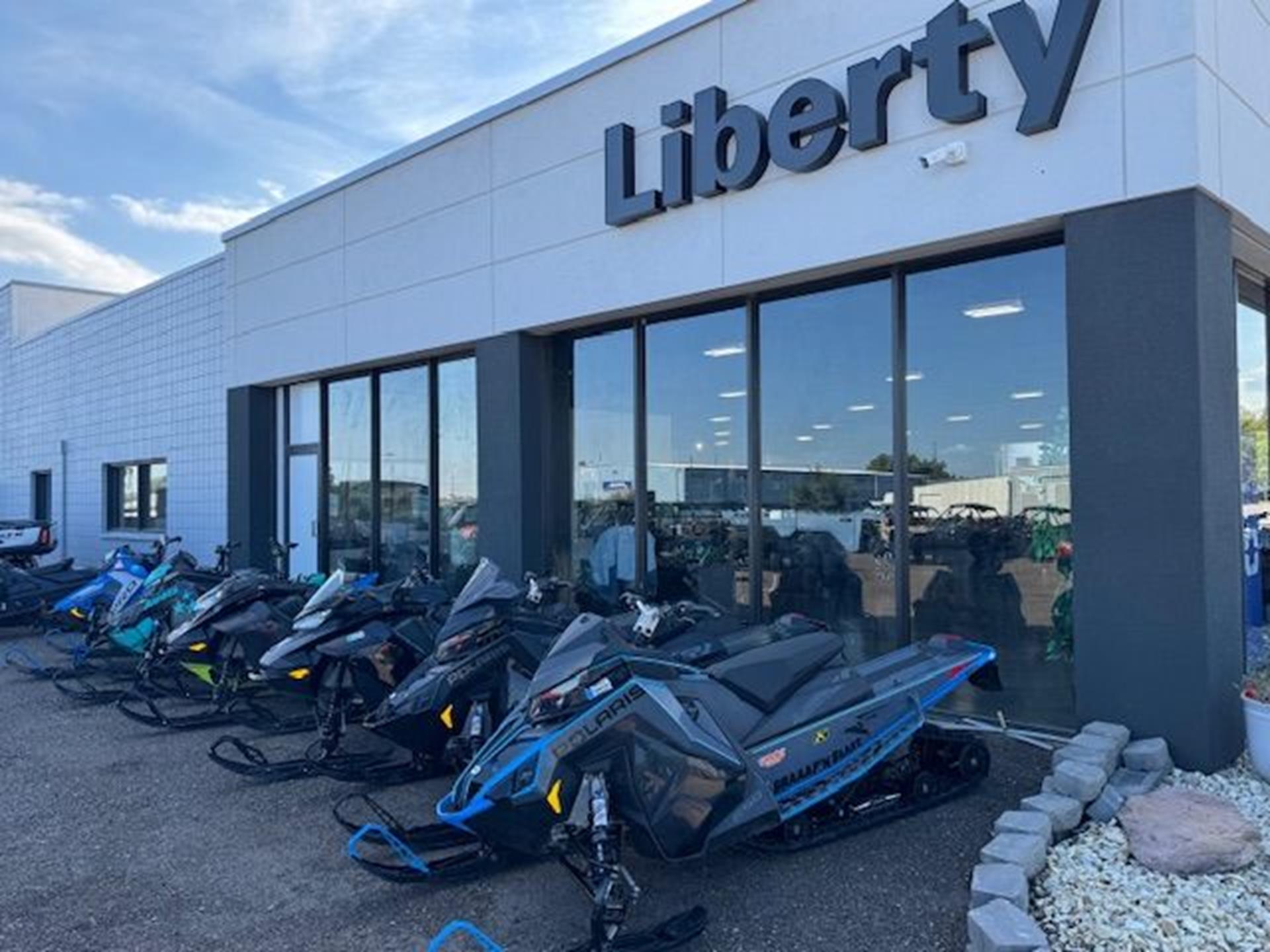 2024 Polaris 650 Indy Adventure 137 ES 9