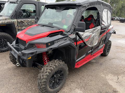 2018 Polaris General 4 1000 EPS — photo 1 of 7