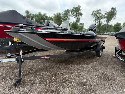 2025 Tracker BASS TRACKER Classic XL — photo 1 of 18