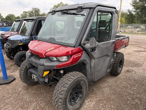 2017 Can-Am Defender XT CAB HD10 — photo 1 of 6