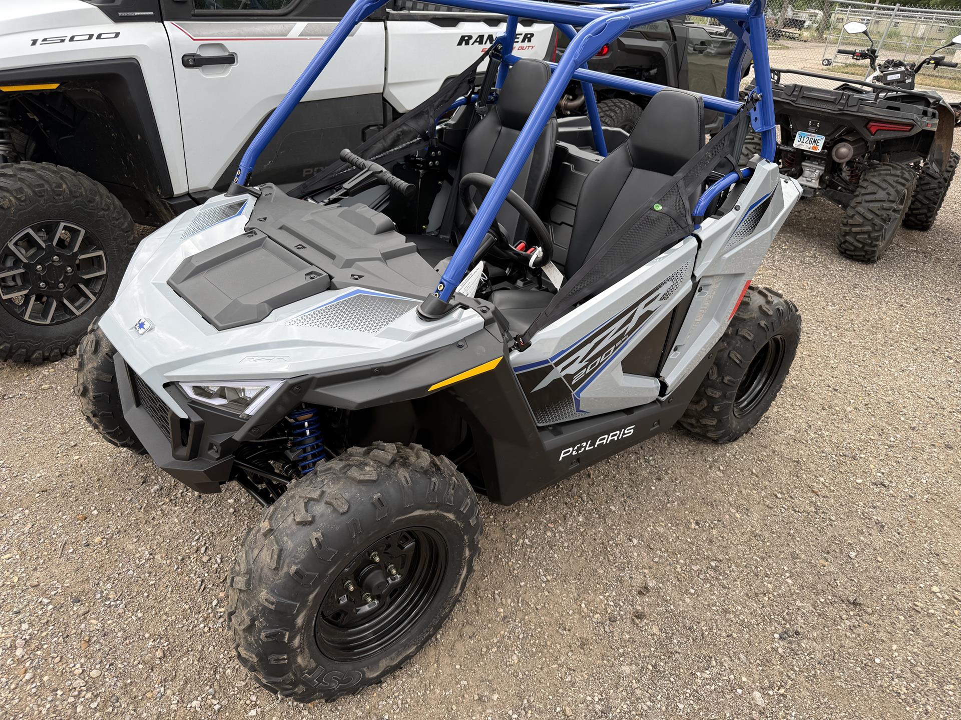 2027 Polaris RZR 200 EFI 1