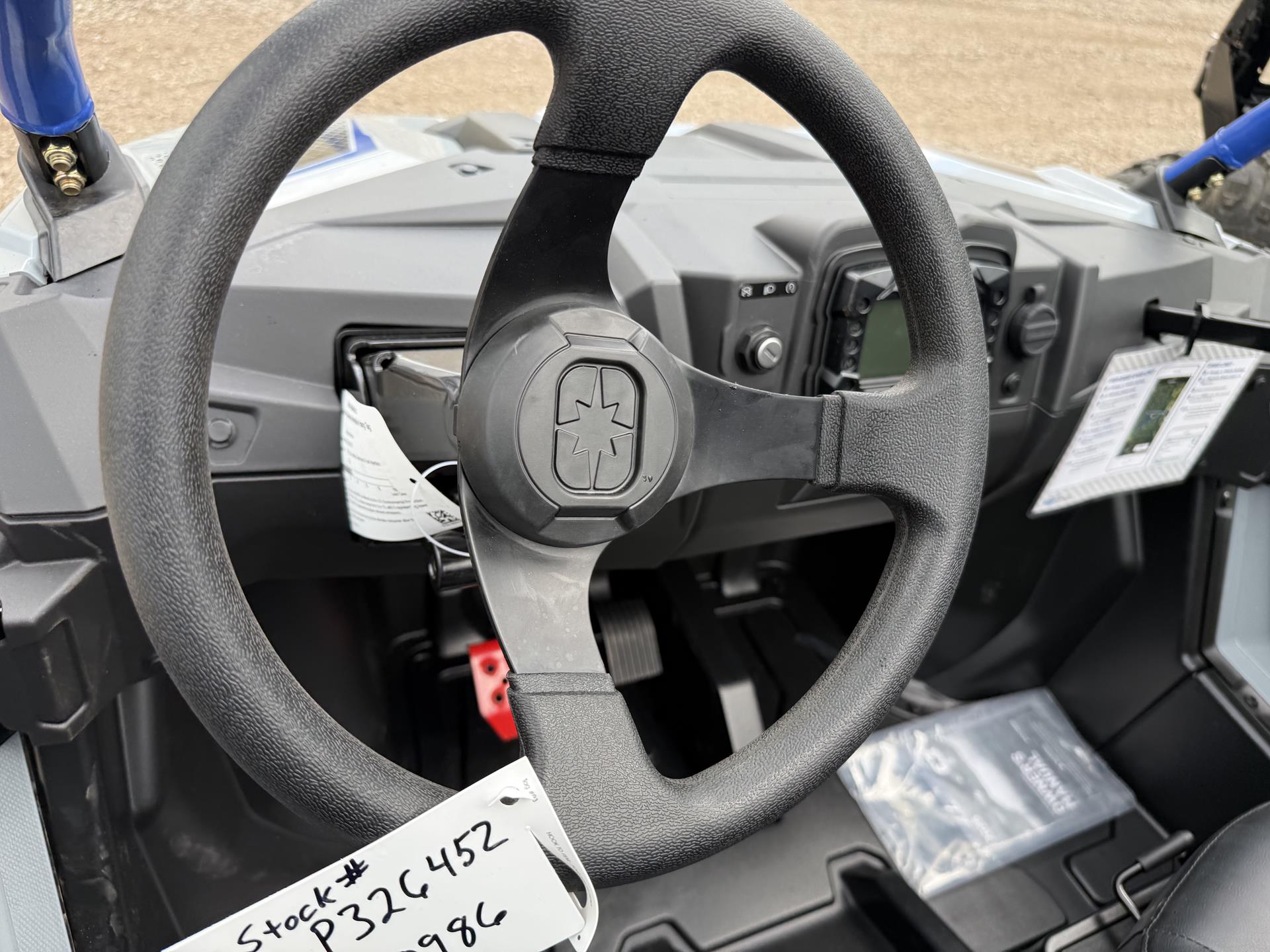 2027 Polaris RZR 200 EFI 7