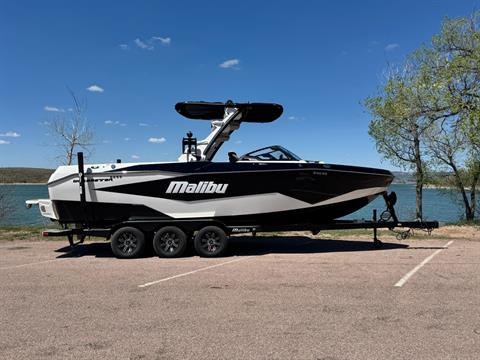 ビンテージ　MALIBU(エミレーター) New 2025 Malibu Wakesetter 25 LSV Power Boats Inboard in