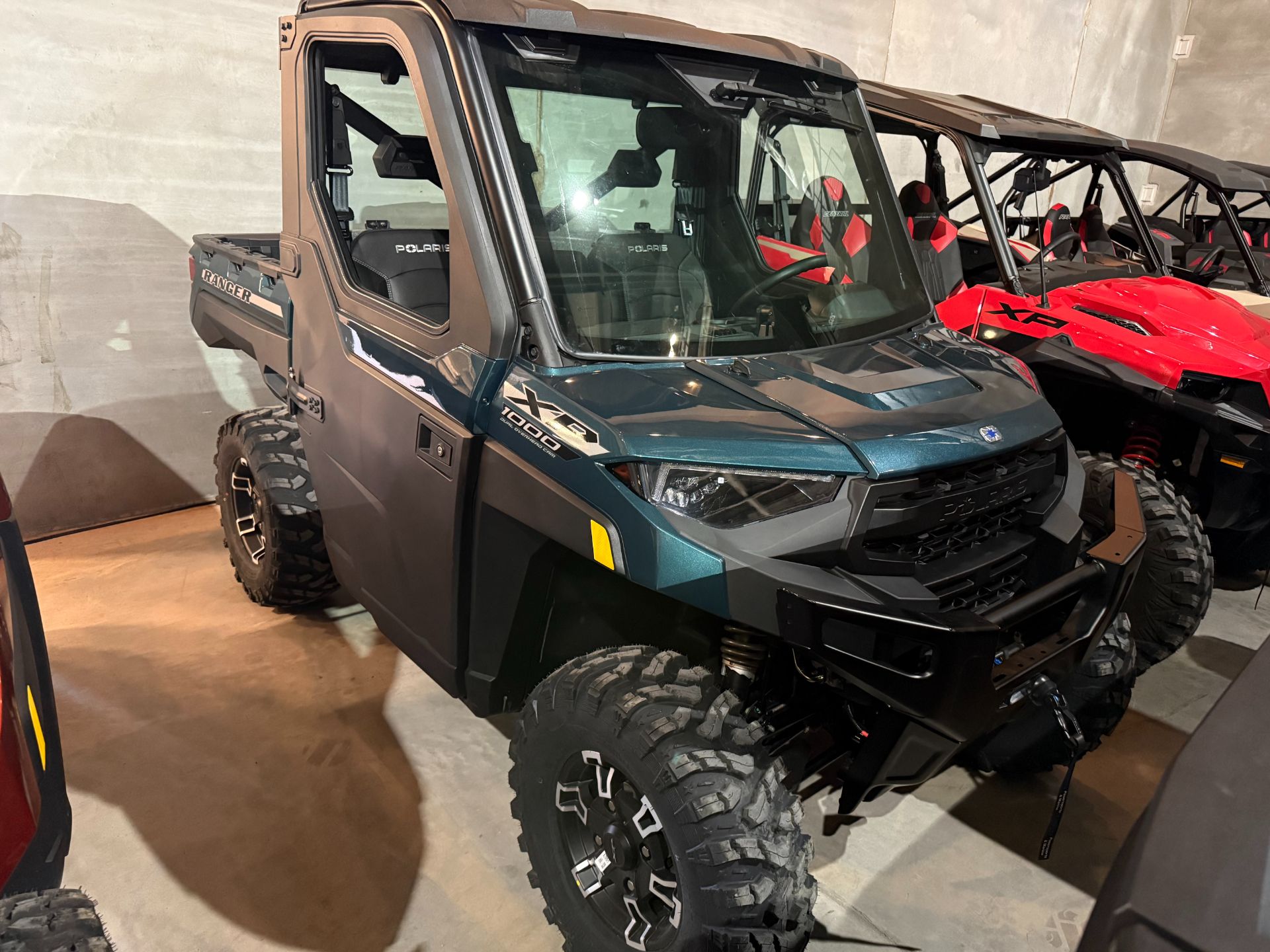 100%正規品3XL新品カーディナルス2024SALUTE TO SERVICE New 2026 Polaris Ranger XP 1000 NorthStar Edition Premium Utility