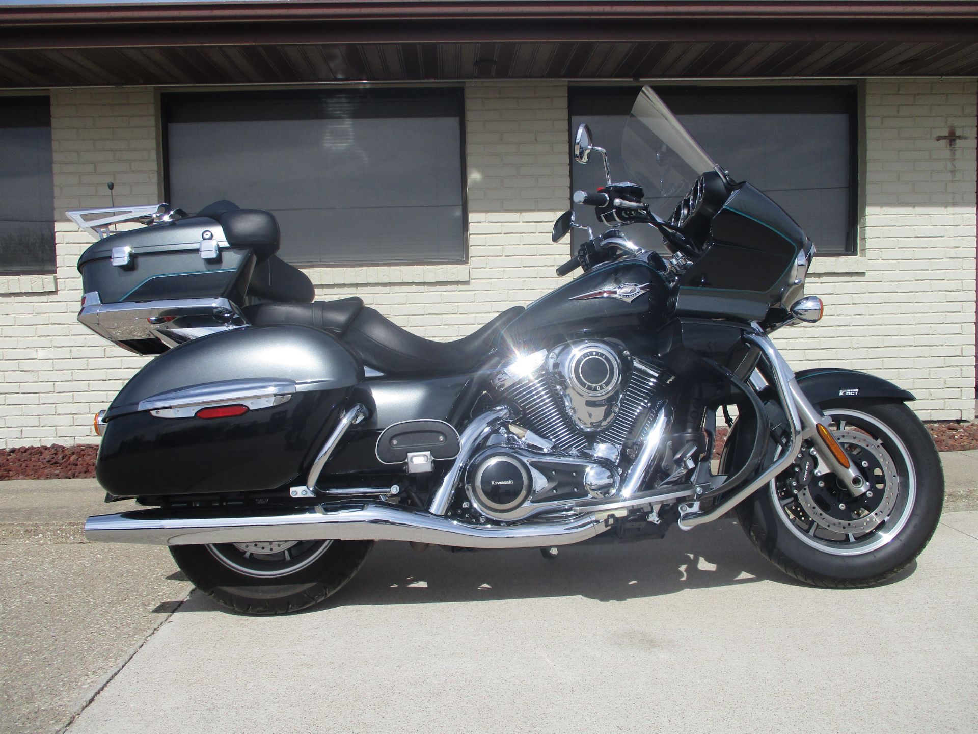 Used 2021 Kawasaki Vulcan 1700 Voyager ABS Motorcycles in
