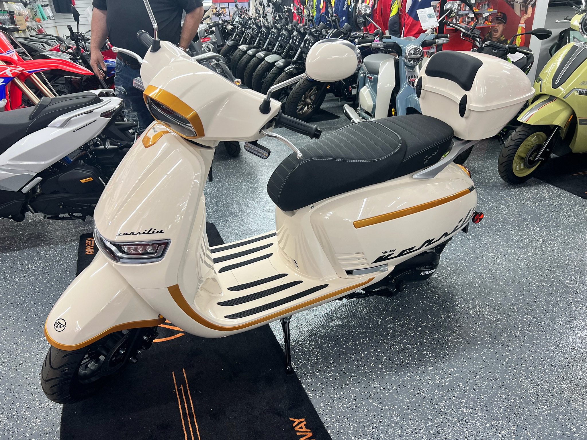 2025 Keeway Versilia photo 8