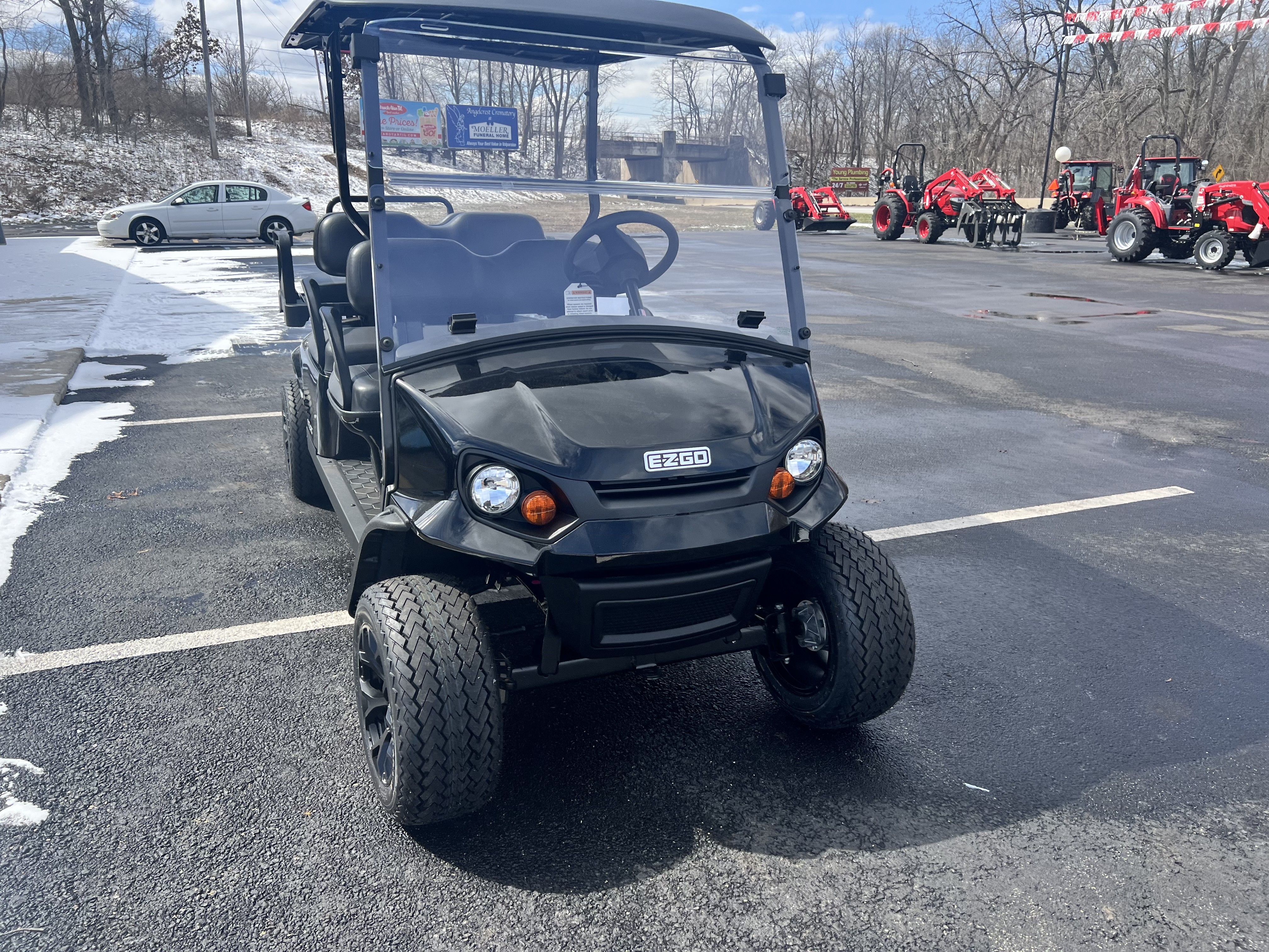 2026 EZGO Express photo 4