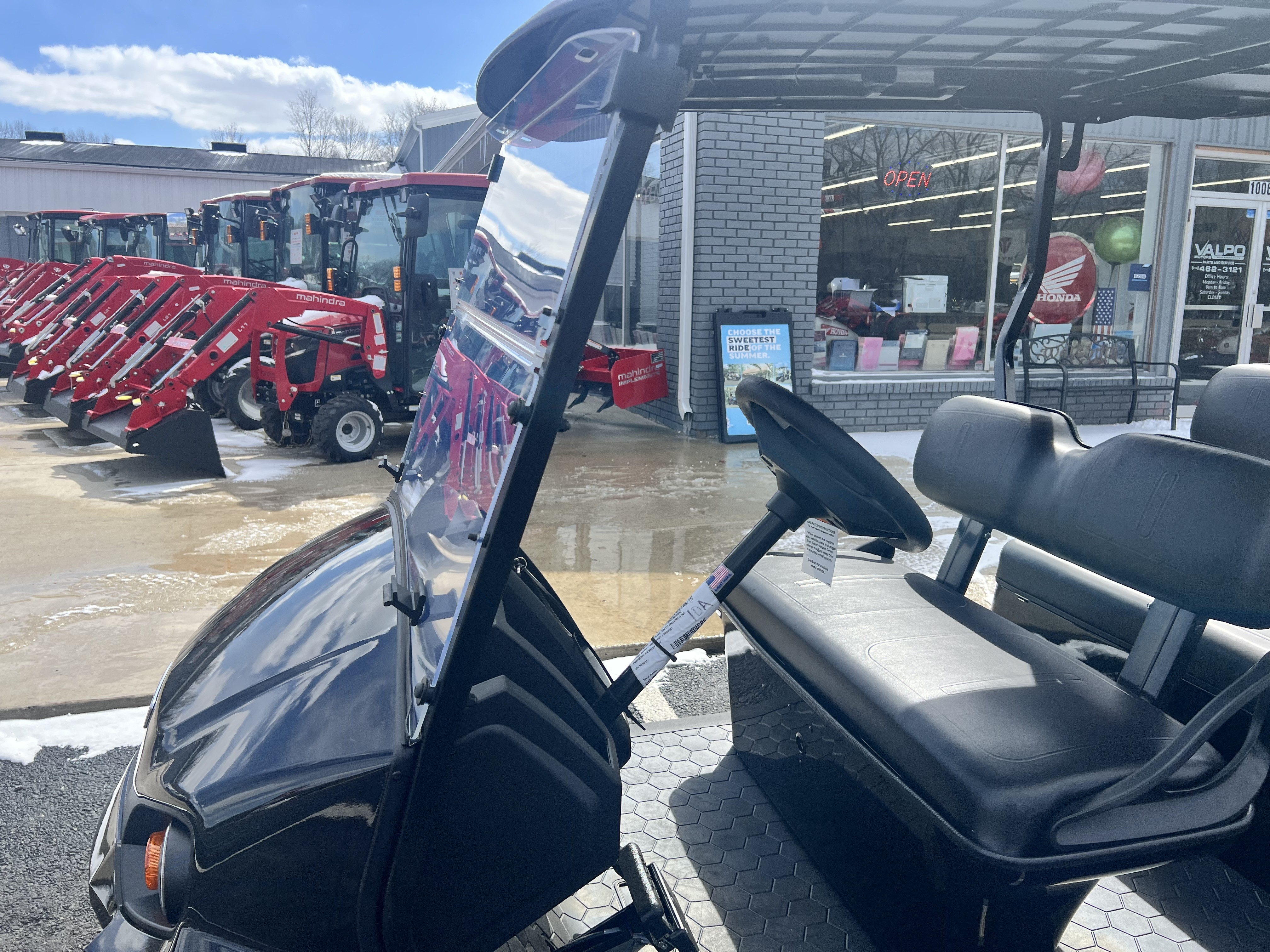 2026 EZGO Express photo 6