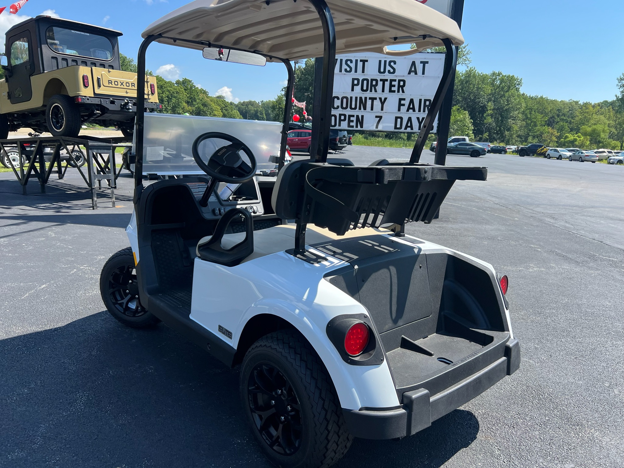 2026 EZGO RXV4 photo 6