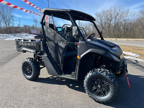 2025 Segway UT6 P