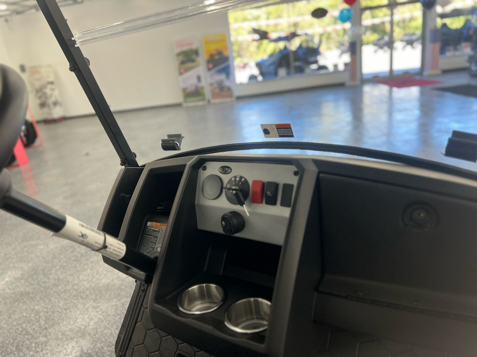 2025 EZGO Liberty photo 8