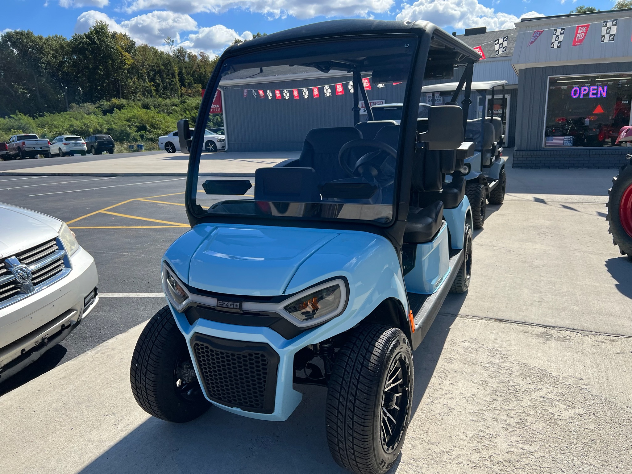 2027 EZGO Liberty photo 4