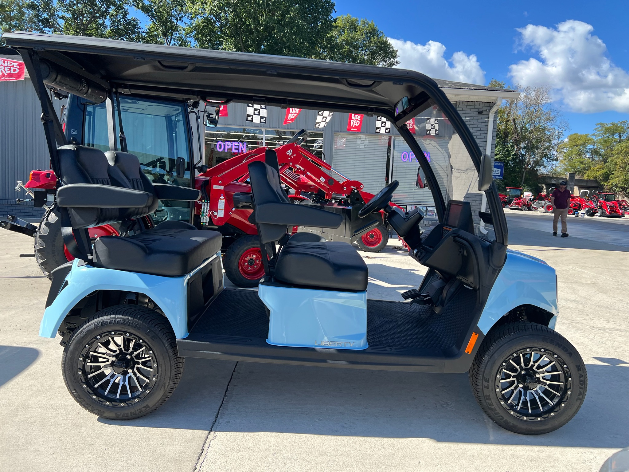 2027 EZGO Liberty photo 9
