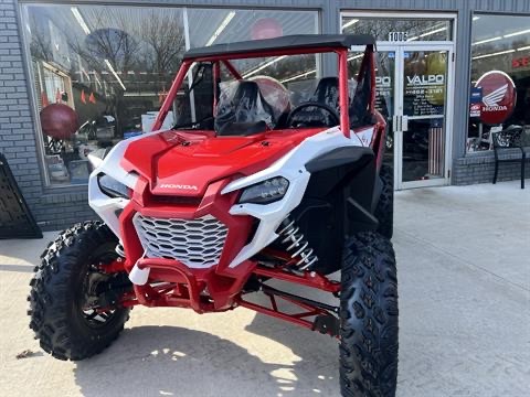 2026 Honda Talon 1000R FOX Live Valve — photo 1 of 32