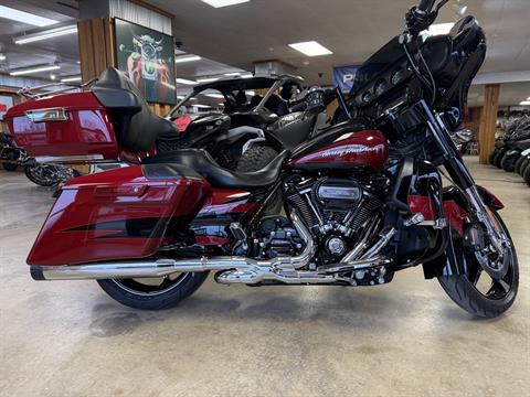 2017 Harley-Davidson CVO Street Glide