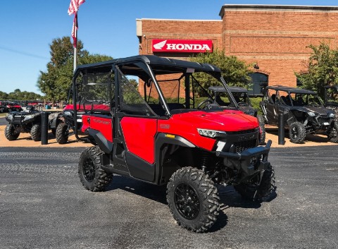 2026 Honda Pioneer 1000-5 Deluxe — photo 1 of 11