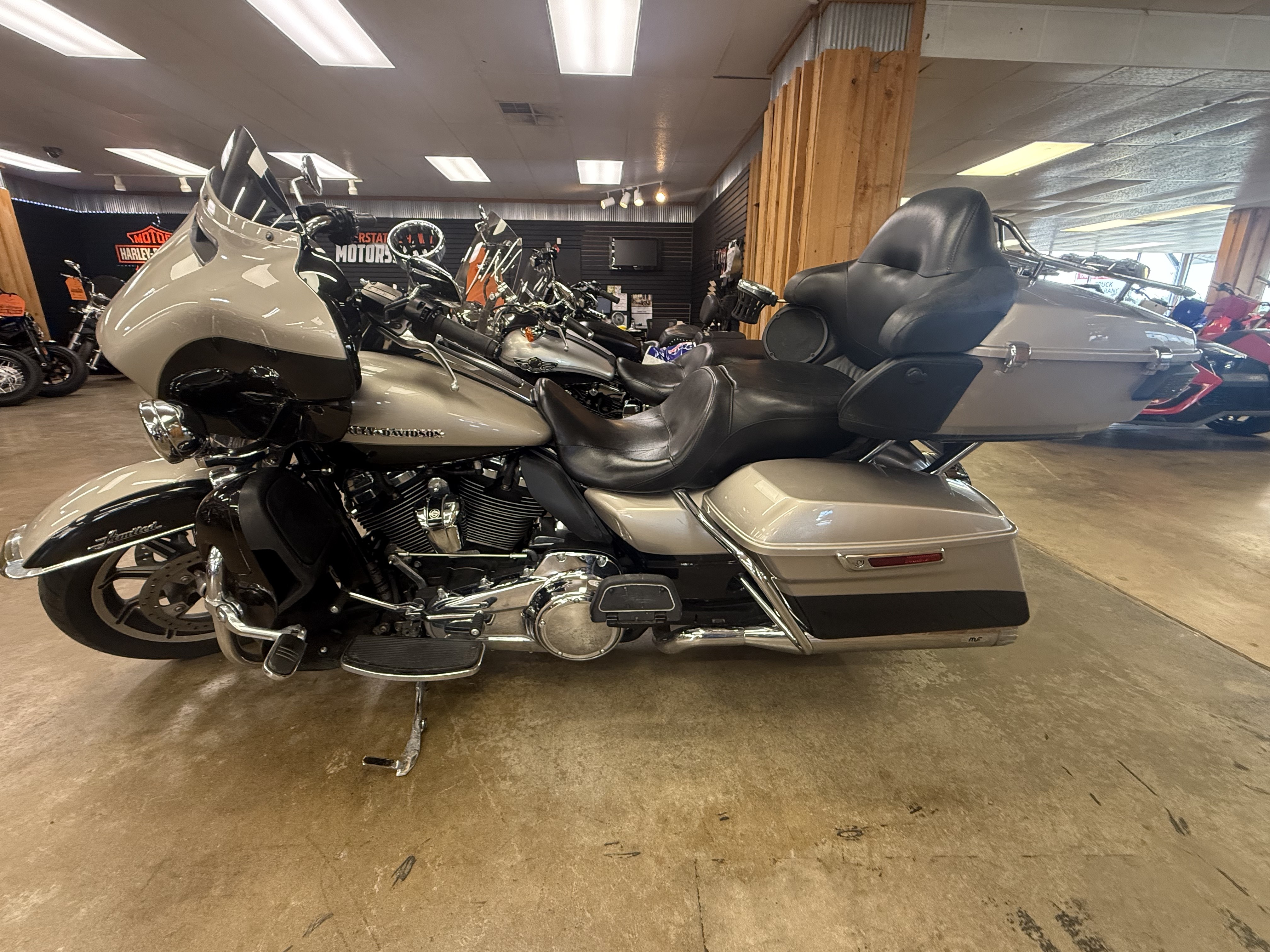 2018 Harley-Davidson Ultra Limited 1