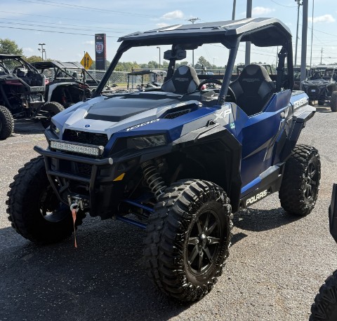 2020 Polaris General XP 1000 Deluxe Ride Command Package — photo 1 of 6