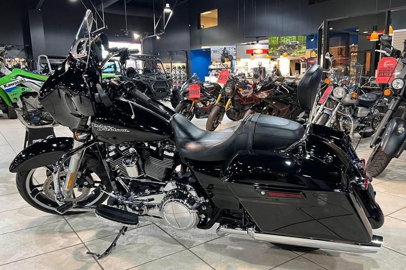 2017 Harley-Davidson Street Glide® Special 2