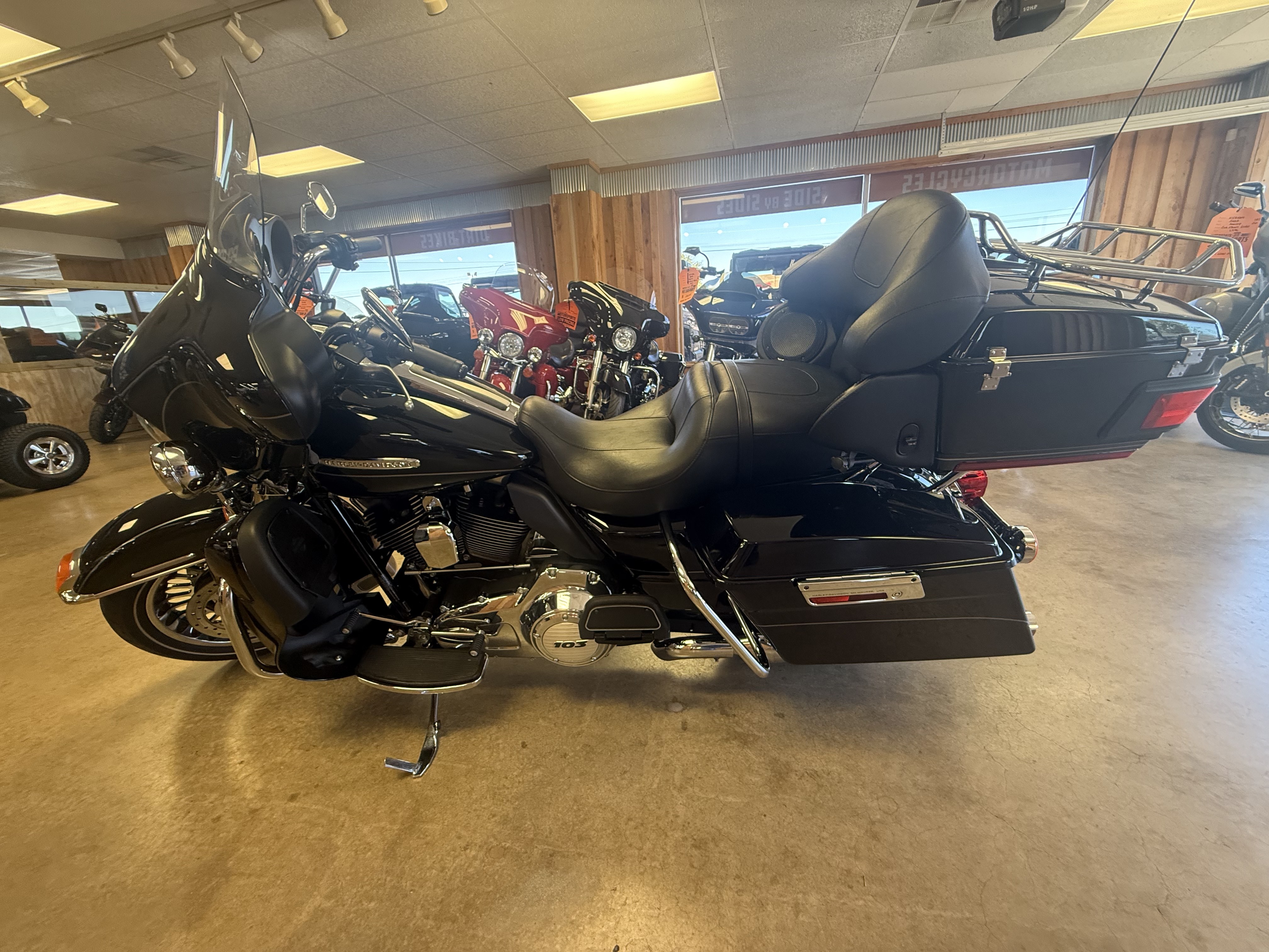 2013 Harley-Davidson Electra Glide® Ultra Limited 2