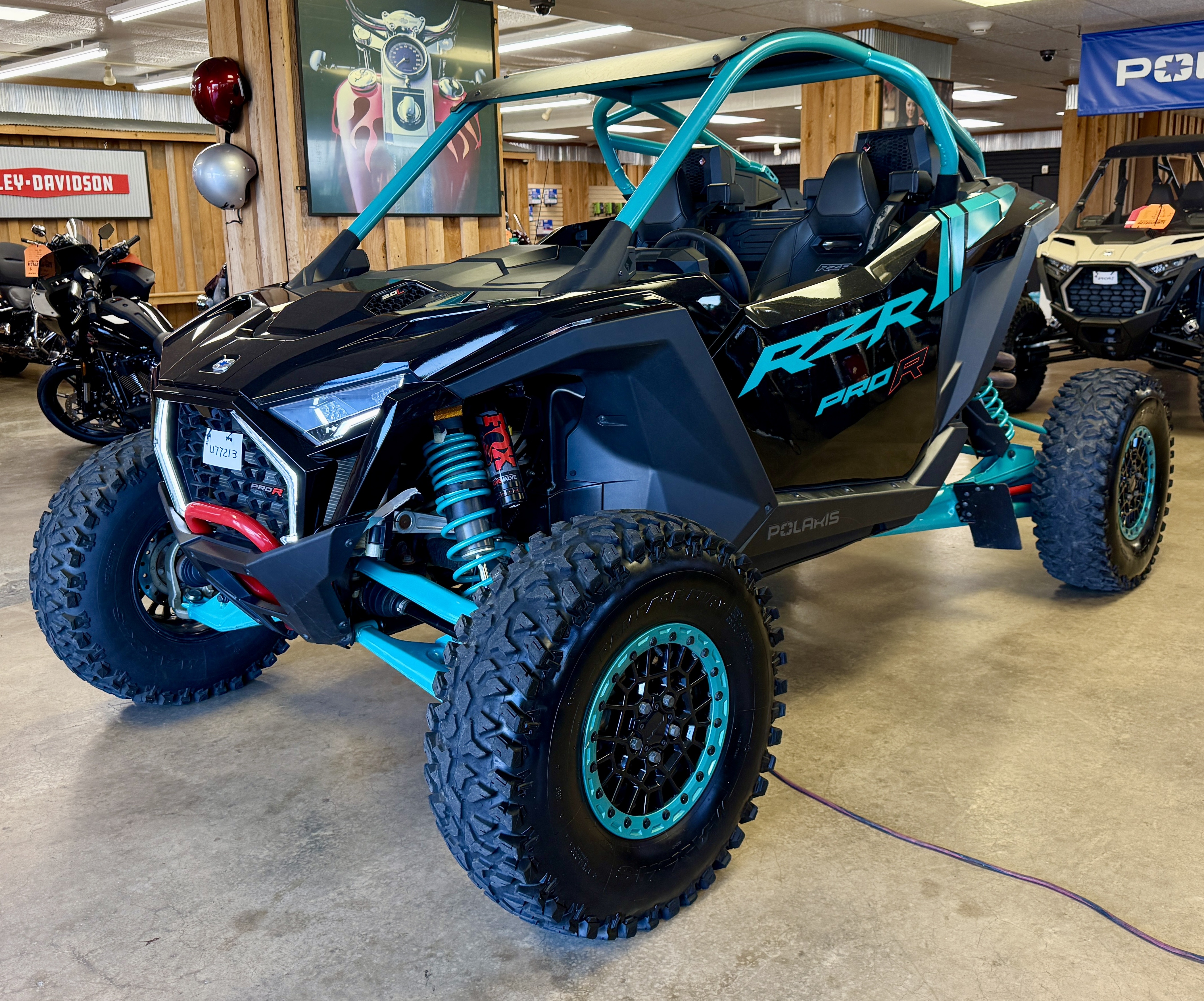 2025 Polaris RZR PRO R Ultimate 1