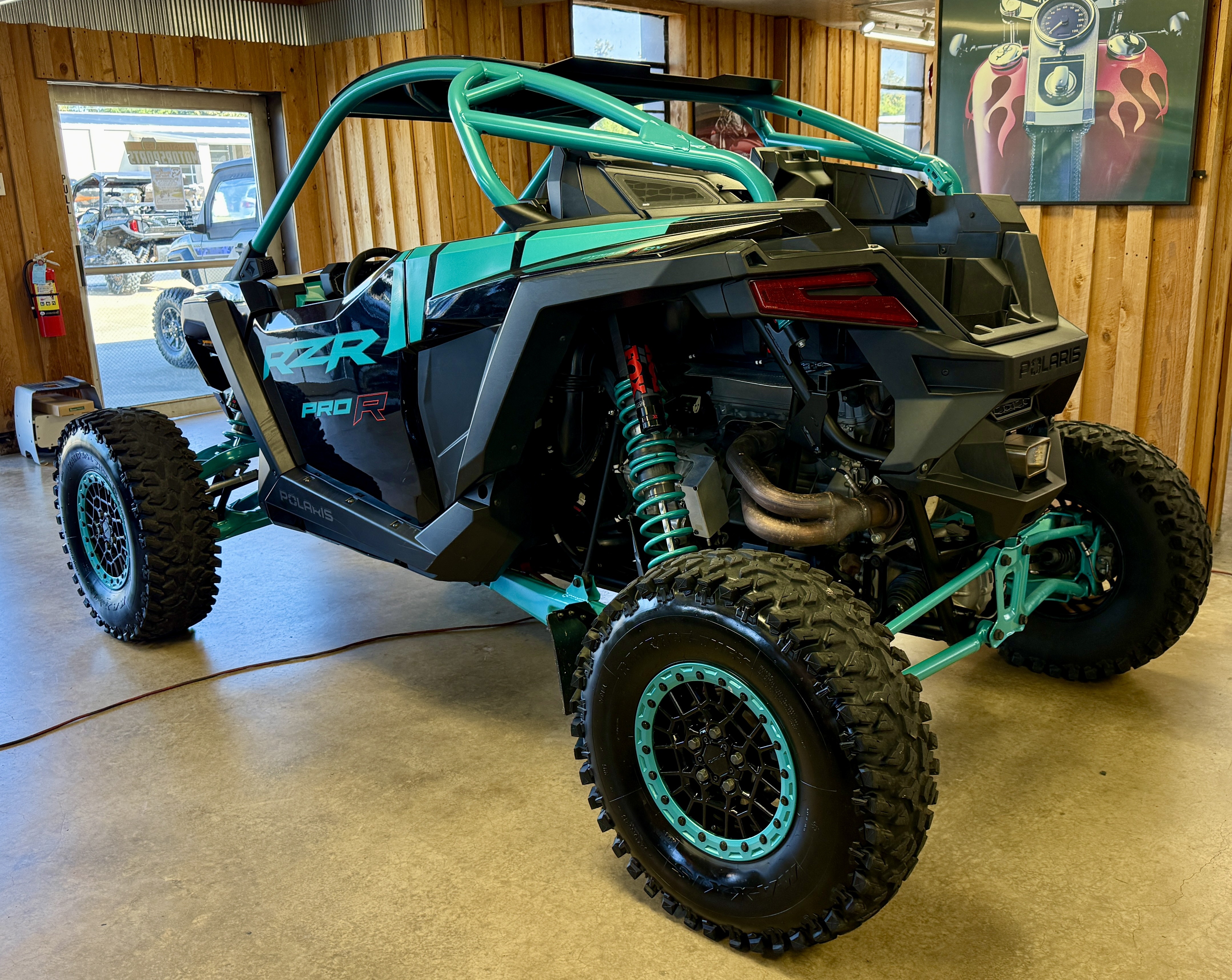 2025 Polaris RZR PRO R Ultimate 4