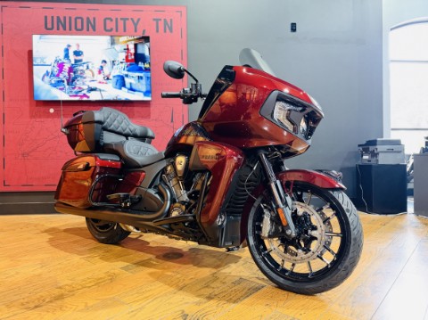 2026 Indian Pursuit Dark Horse with 112 and Powerband Audio Package