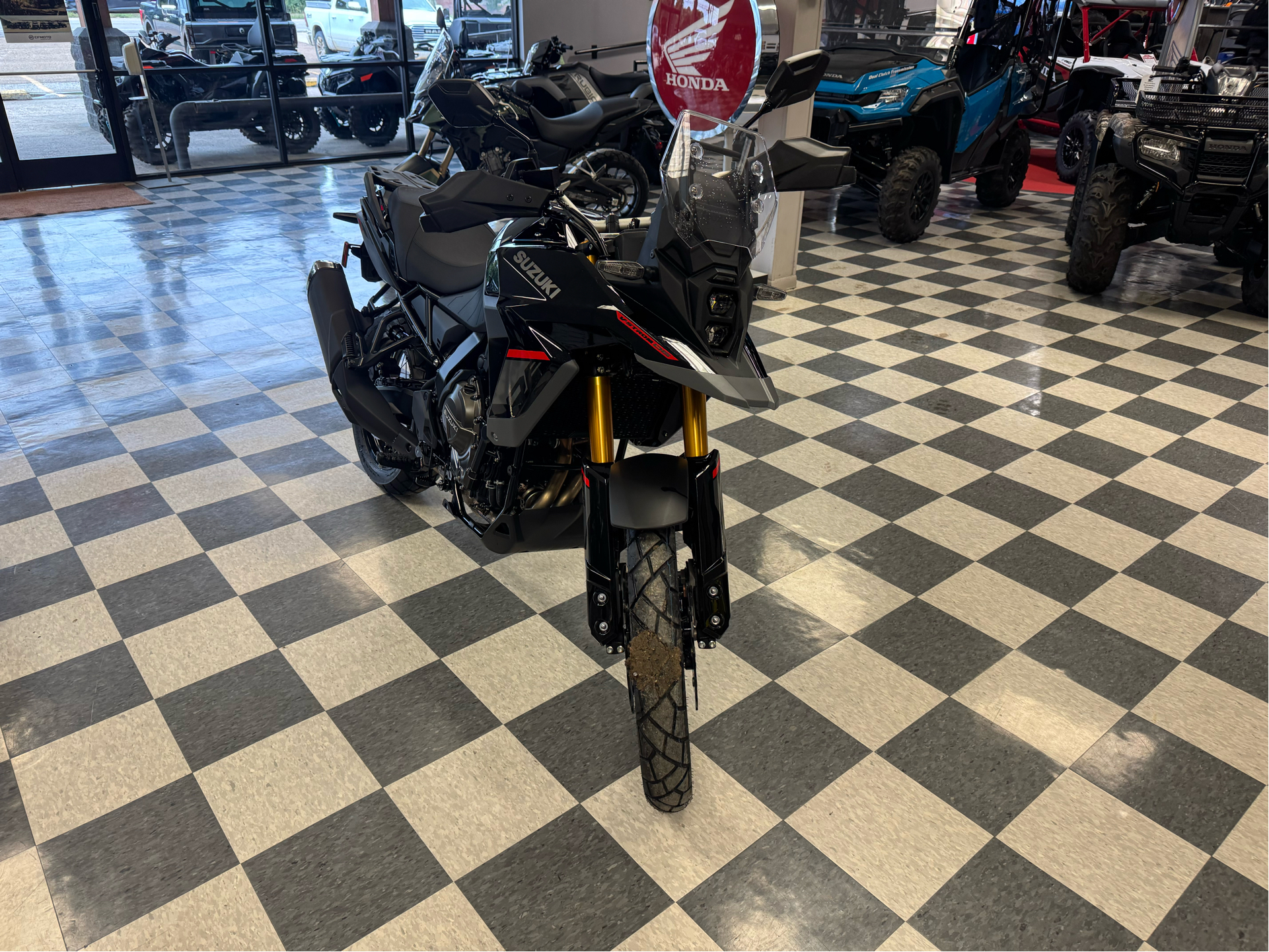 鈴木 Suzuki GSX-8S/R