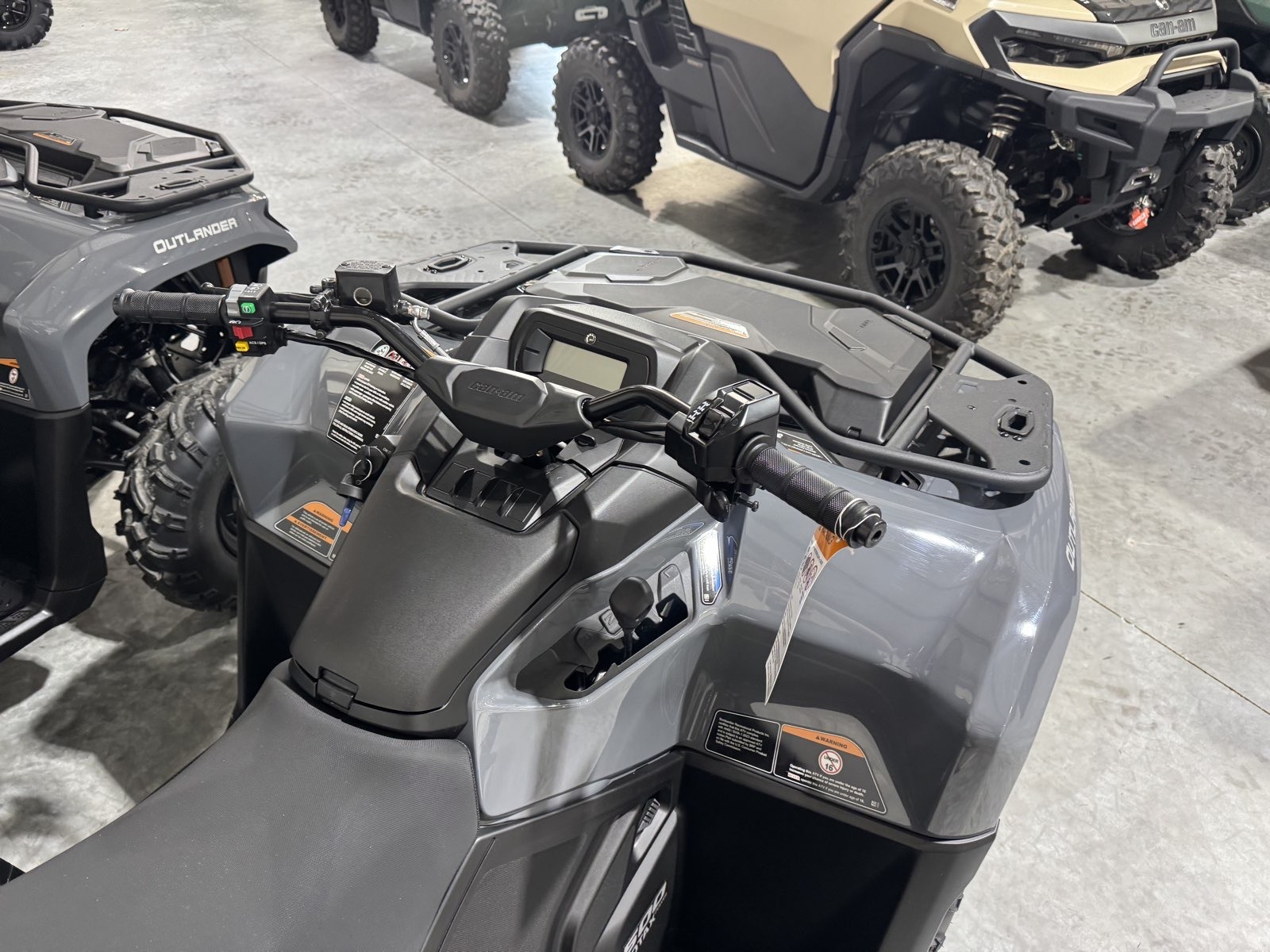 2026 Can-Am™ Outlander DPS 500 6