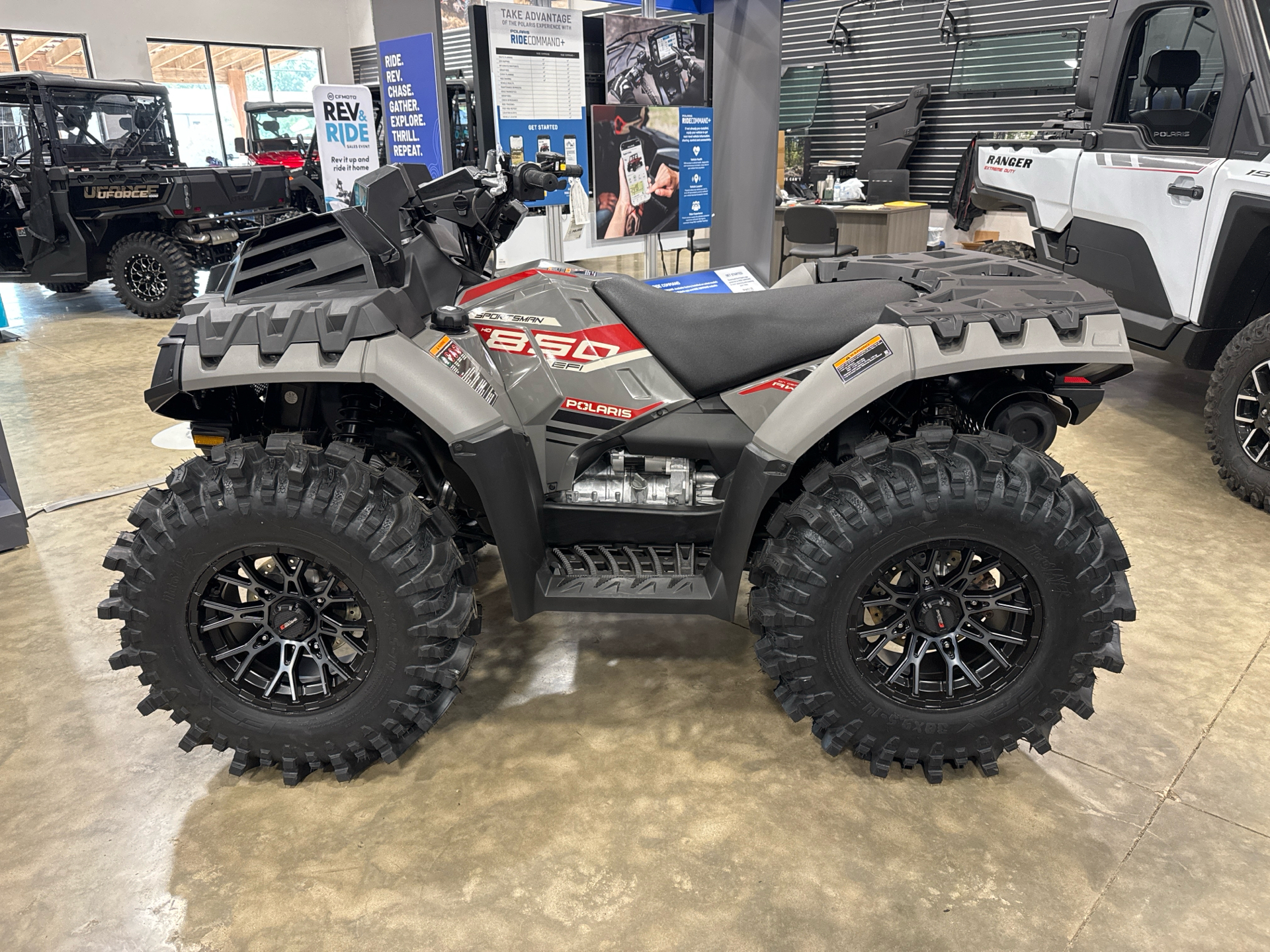 New 2025 Polaris Sportsman 850 Mud Edition Titanium Metallic