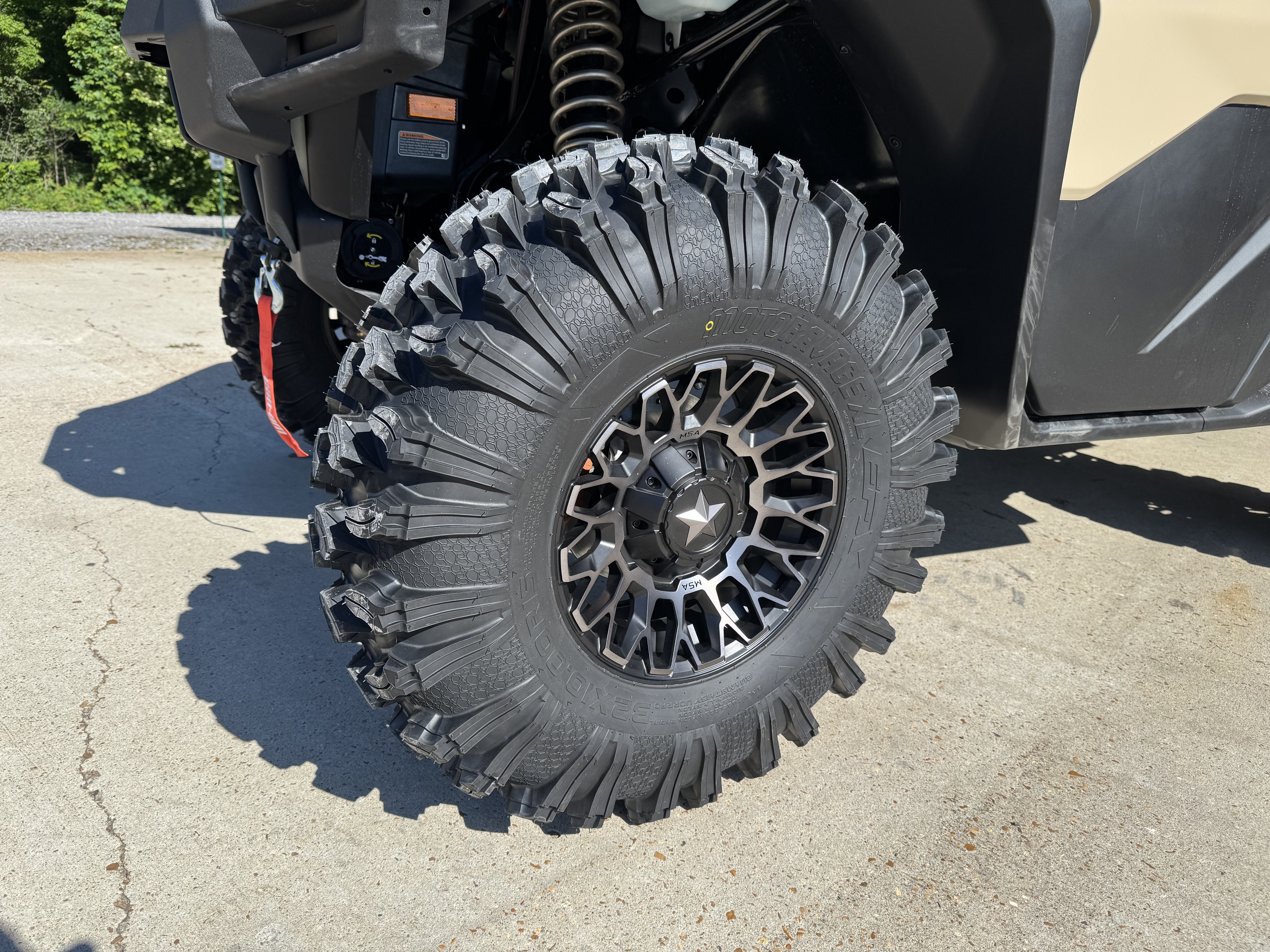 New 2026 Can-Am Defender Limited HD11 Desert Tan / Carbon Black