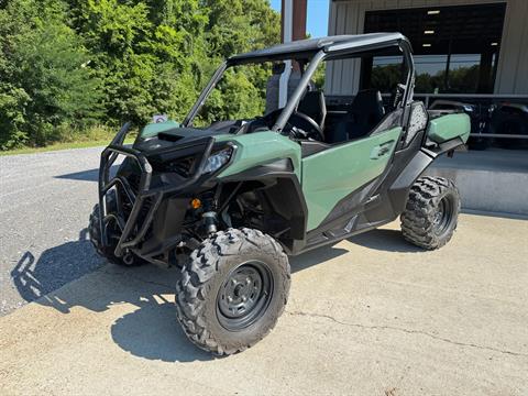 2024 Can-Am Commander DPS 1000R