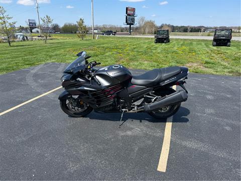 Used 2023 Kawasaki Ninja ZX-14R ABS, Effingham IL | Specs Used 2023 Kawasaki Ninja ZX-14R ABS, Effingham IL | Specs