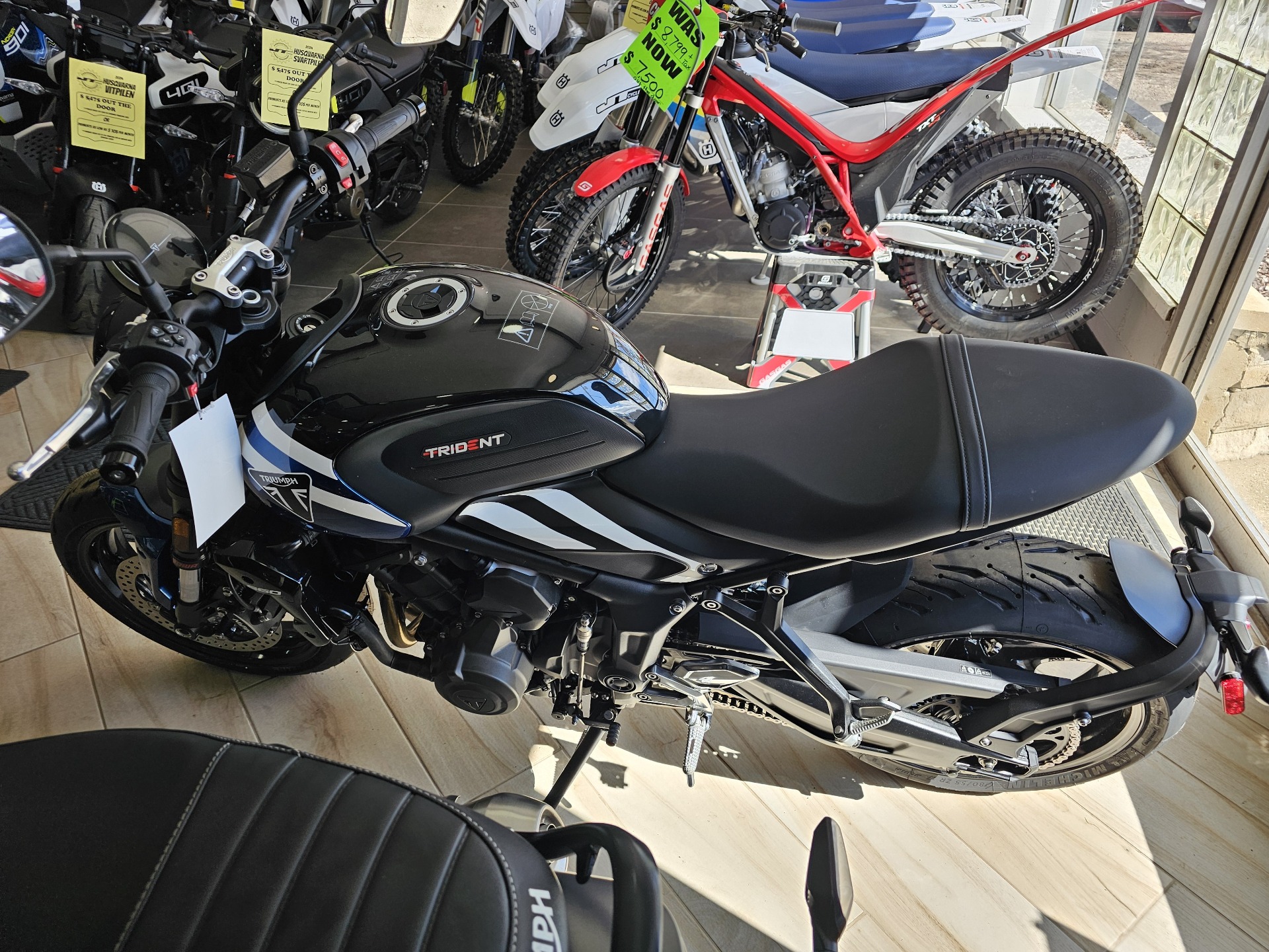 New 2025 Triumph Trident 660 | Motorcycles in Battle Creek MI