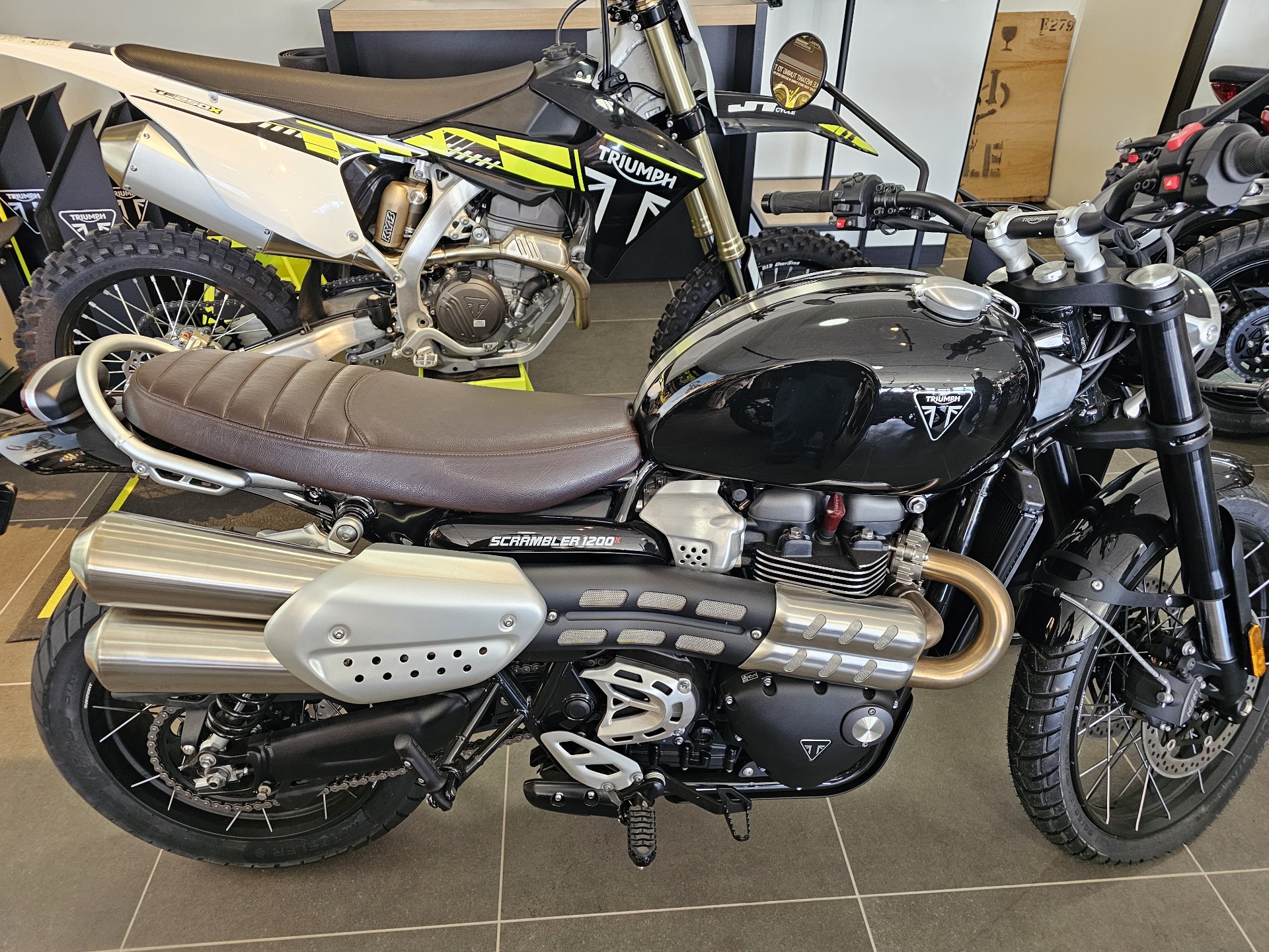 2024 Triumph Scrambler 1200 X 2