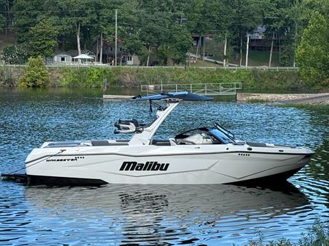 ビンテージ　MALIBU(エミレーター) 2025 Malibu Wakesetter 25 LSV Power Boats Inboard Memphis