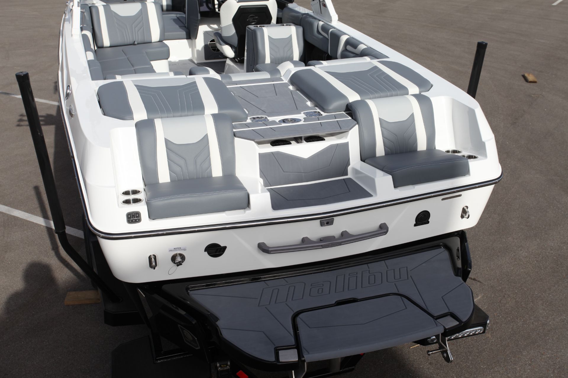 2025 Malibu Wakesetter 25 LSV Power Boats Inboard Memphis