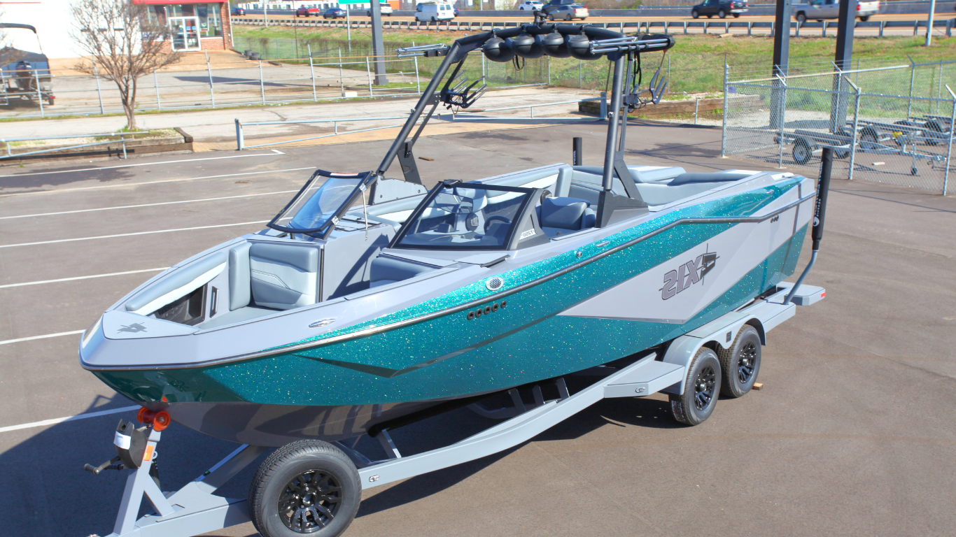 ダイワ　SEAPOWER 50-310 Mini Boat 20-240 2024 Axis T250 Power Boats Inboard Memphis Tennessee BAX2409