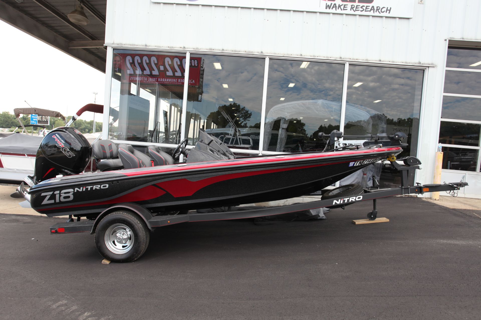 NITRO 17-18 ÜBERSPOON 159cm NITRO Z17 | 17ft. 4in. Bass Boat
