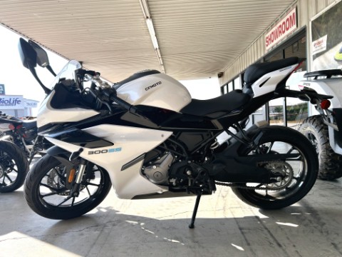 Used 2025 CFMOTO 300SS | Texas Motor Sports