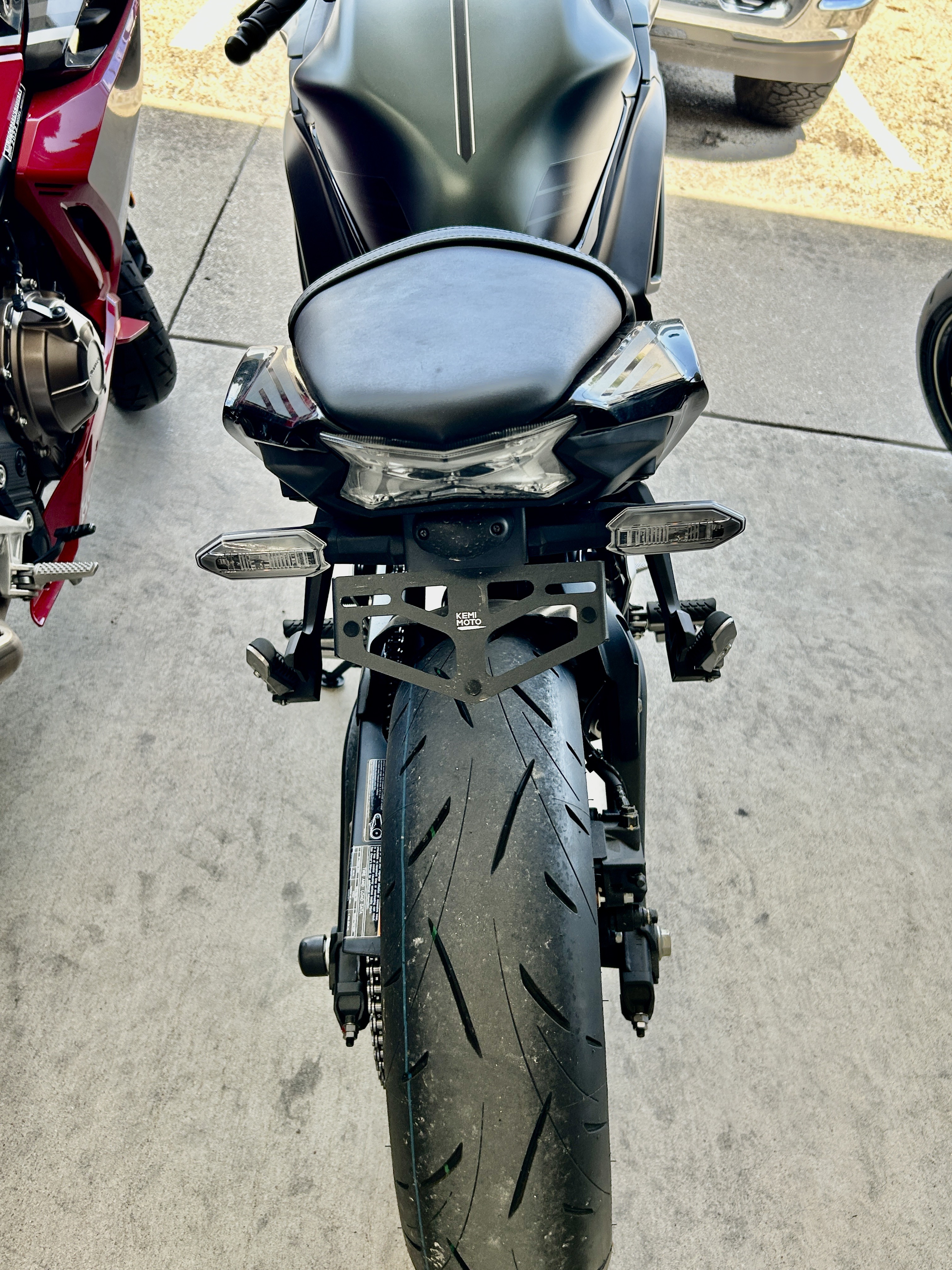 2025 Kawasaki Ninja® 650 ABS 2