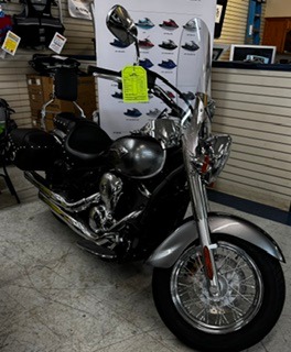 2025 Kawasaki Vulcan® 900 Classic LT 2