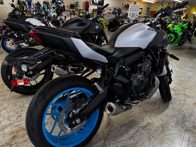 2025 Yamaha MT-07 5