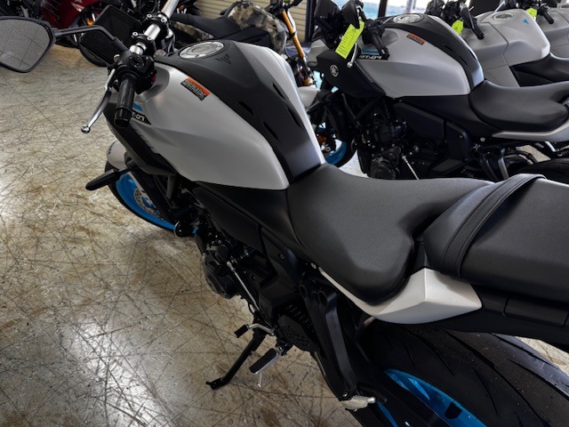 2025 Yamaha MT-07 7