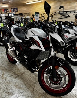 New 2026 Kawasaki Z500 SE ABS | Texas Motor Sports