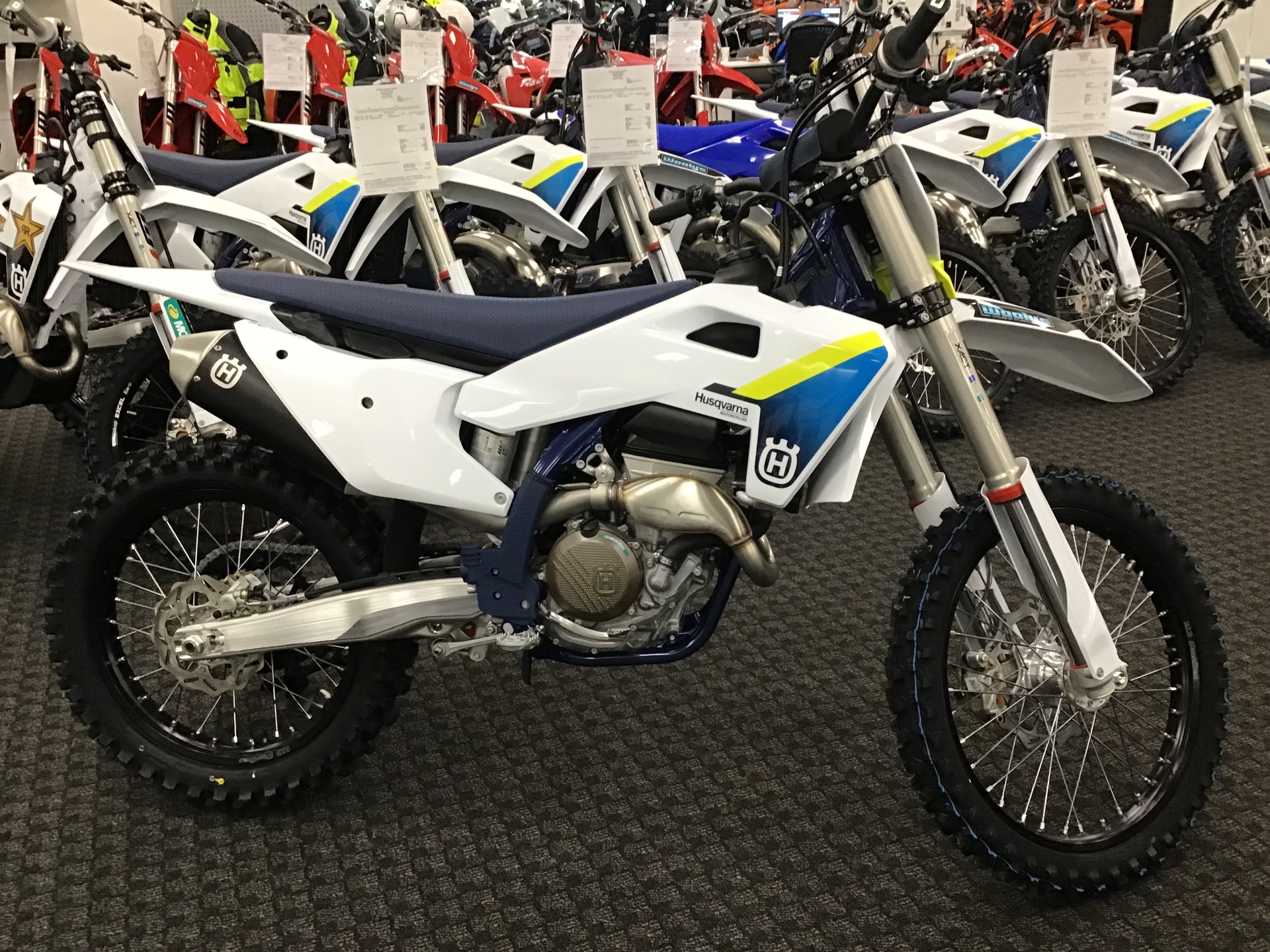 2025 Husqvarna FC 250 1