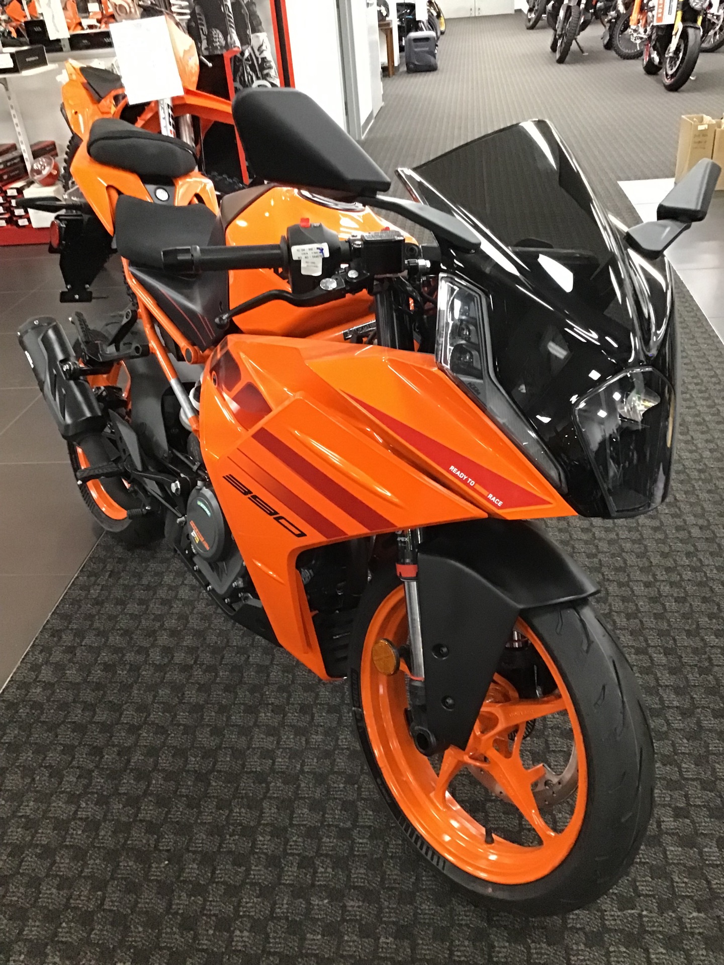 2024 KTM RC 390 2